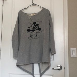 Women’s sweater